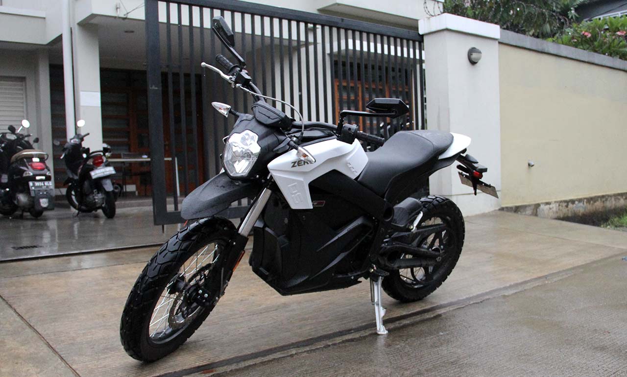 Motor Baru, Review-Zero-DS-Indonesia: Test Ride Zero DS Indonesia: Ternyata Asik Juga!