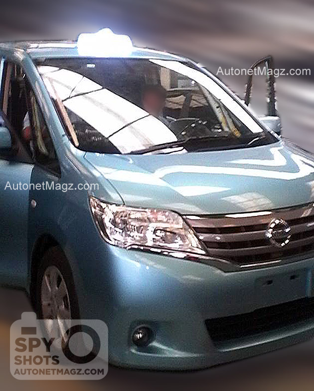 Berita, Taksi Bluebird MPV Nissan Serena 2014: Ini Dia Spy Shot Nissan Serena Facelift 2015 Indonesia!