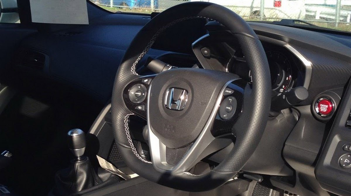 Berita, Interior-Honda-S660: Roadster Kecil Honda S660 Versi Produksi Tertangkap Kamera!