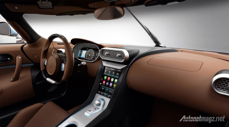 Berita, Interior-koenigsegg-regera: Ini Dia Koenigsegg Regera, Megacar Hybrid 1.500 HP Tanpa Girboks dan Gigi Mundur