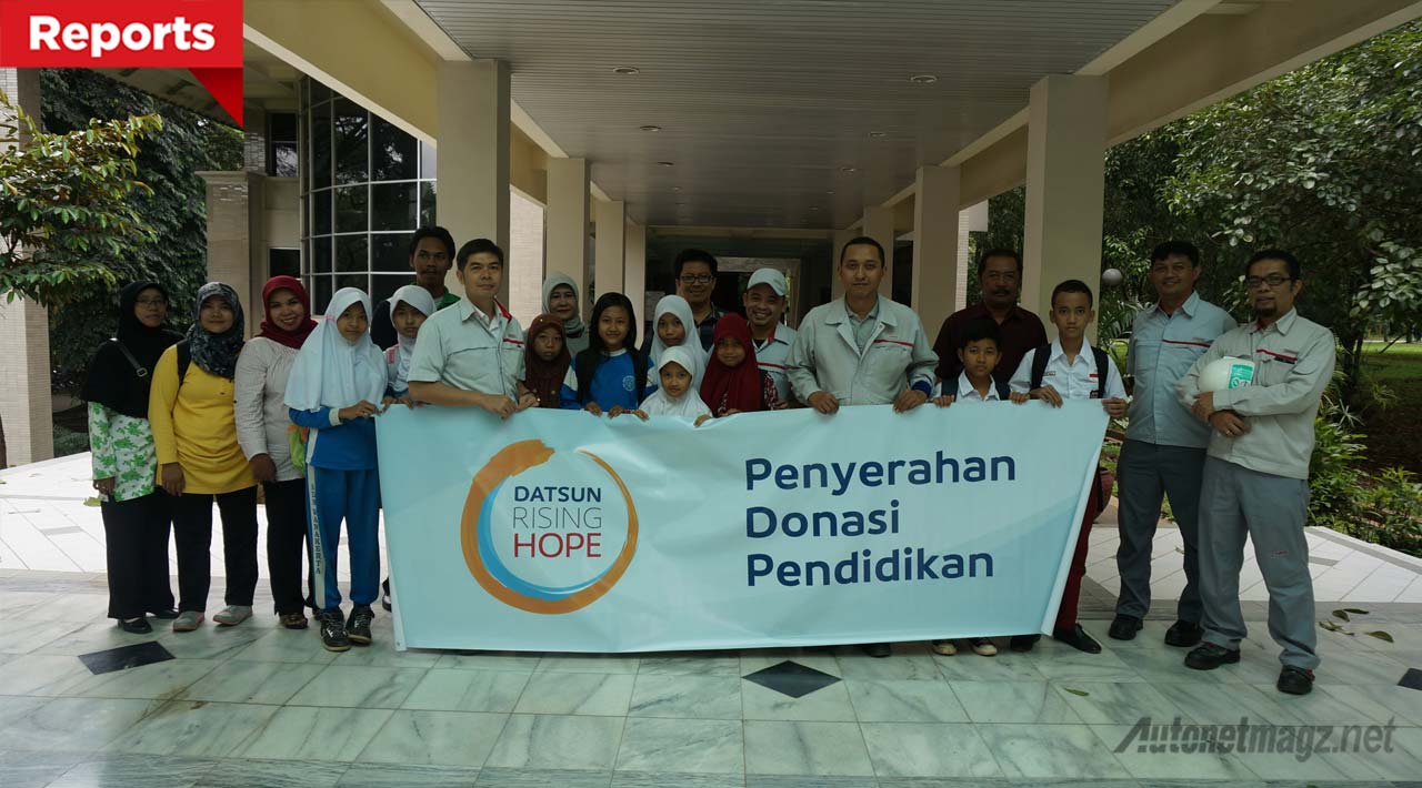 Berita, Nissan-Datsun-Sumbang-Komputer: Nissan Motor Indonesia Sumbangkan Komputer ke 26 Sekolah untuk Sokong Pendidikan