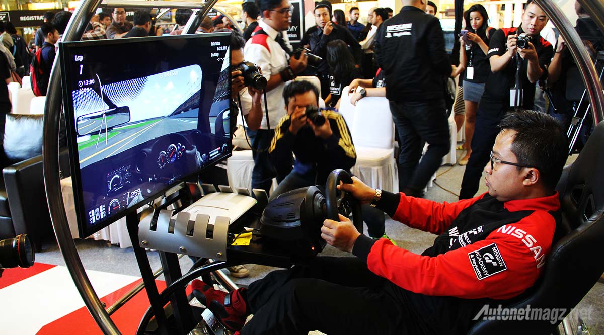Berita, Nissan-GT-academy-simulator: Nissan GT Academy Resmi Dibuka, Saatnya Kamu Taklukkan Silverstone!
