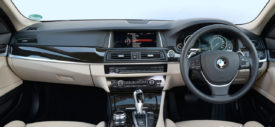 kabin-belakang-BMW-520d-luxury