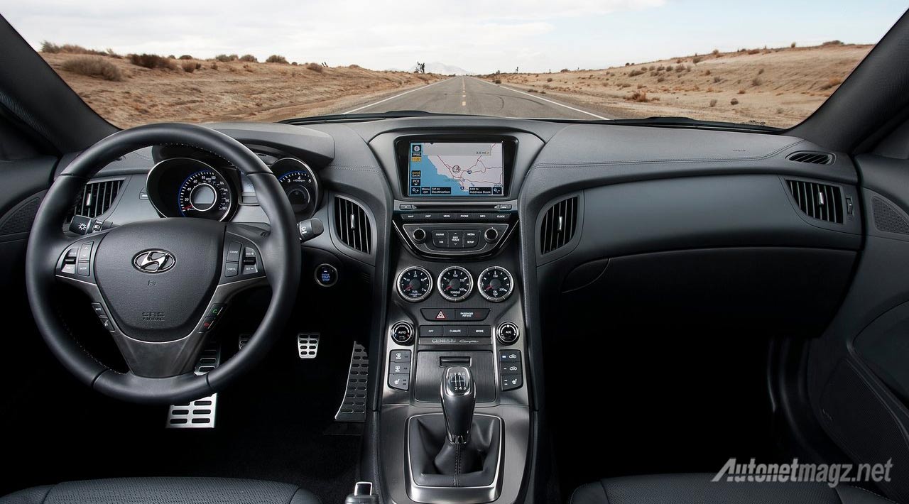 Berita, interior-hyundai-genesis-coupe: Gila, Hyundai Siapkan Genesis Coupe 480 HP Untuk Lawan Audi S5 dan BMW M4!