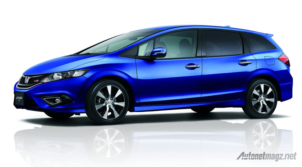 Berita, honda-jade-rs-blue-side: Honda Jade RS Pakai Mesin VTEC Turbo, Makin Sporty dan Dinamis!