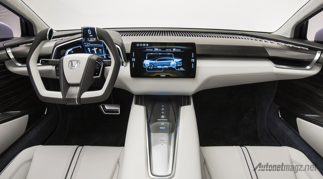 Berita, interior-honda-fcv: Honda Akan Memproduksi Mobil Hidrogen Secara Massal di Tahun 2020