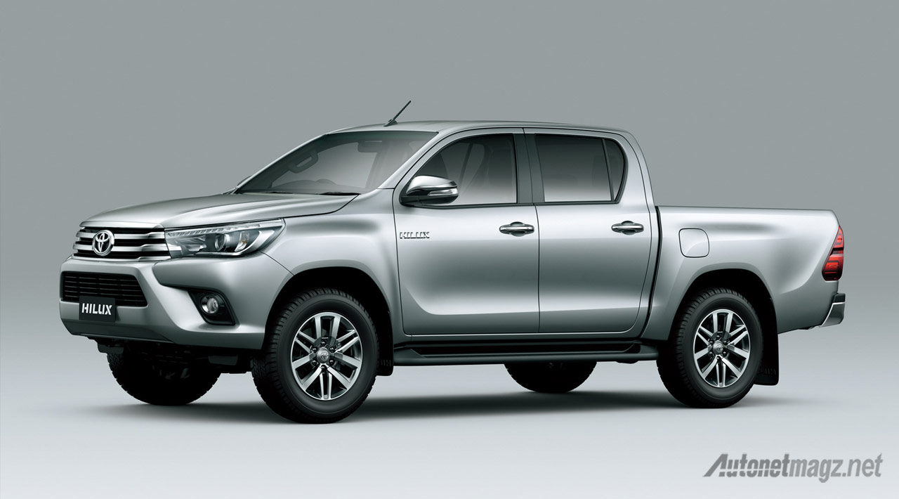 Mobil Baru, toyota-hilux-2015-silver: Akhirnya Toyota Hilux 2015 Baru Resmi Diluncurkan
