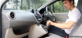 Suspensi Datsun GO Panca tergolong empuk dan halus