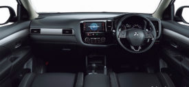 mitsubishi-outlander-facelift-PHEV-interior