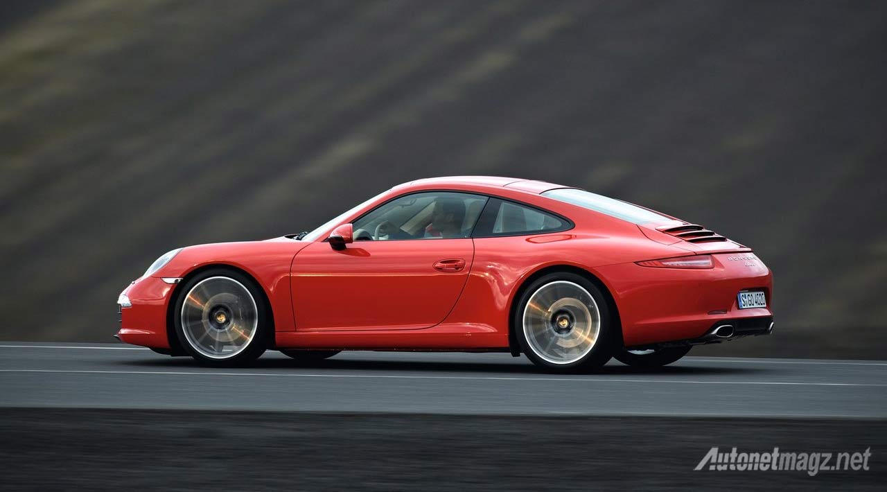 Berita, porsche-911-carrera: Porsche 911 Generasi Berikutnya Bakal Dipersenjatai Mesin Hybrid?