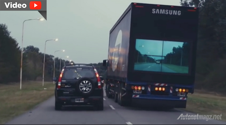 Berita, samsung-safety-truck: Samsung Safety Truck, Truk Bermonitor Buatan Samsung Membuat Menyalip Jadi Lebih Aman