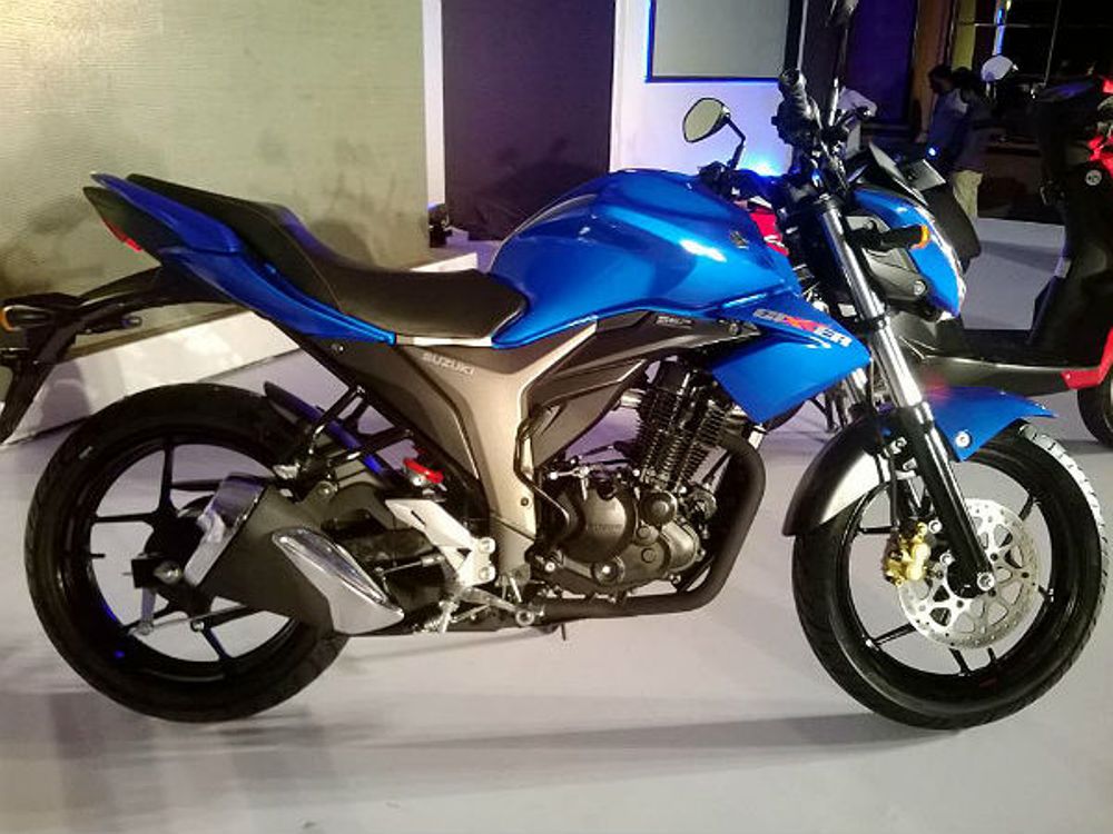 Mobil Baru, suzuki-gixxer-250cc-rumor-side: Suzuki Sedang Mempersiapkan Gixxer 250 cc Untuk Tahun Depan