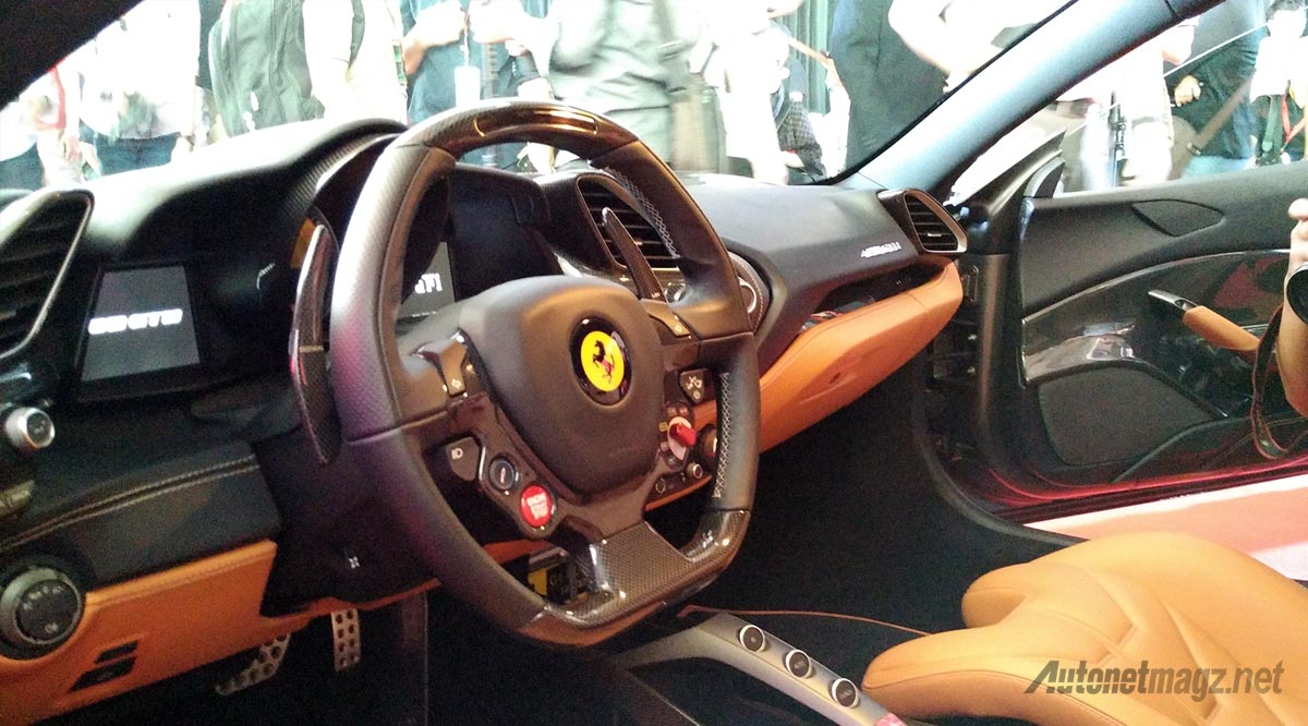 Berita, Interior-Ferrari-488-GTB-indonesia: Ferrari Resmikan Showroom Baru dan Luncurkan 488 GTB di Indonesia