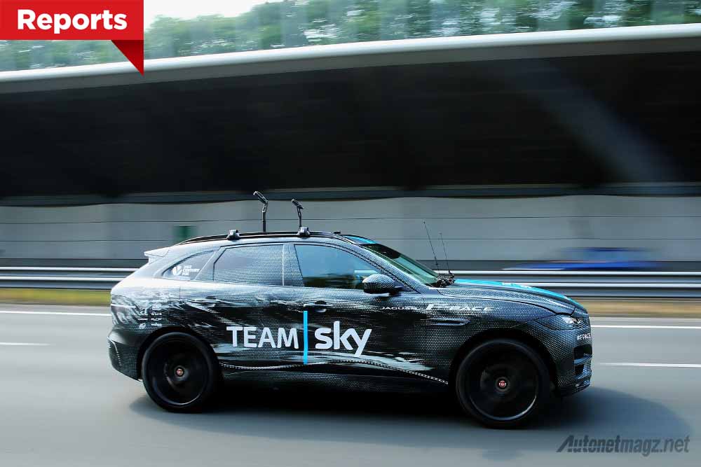 Berita, XXX in action during the first stage of the 2014 Tour de France,: Debut Pertama Jaguar F-Pace Sebagai Mobil Support Tour De France