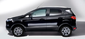 ford-ecosport-facelift-black-rear