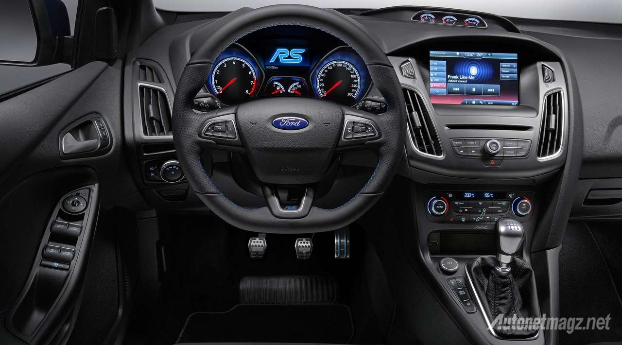 Berita, interior-ford-focus-rs: Ford Focus RS 2016 Memiliki 345 HP, Penggerak AWD dan Mode Drift, Ken Block Wannabe!
