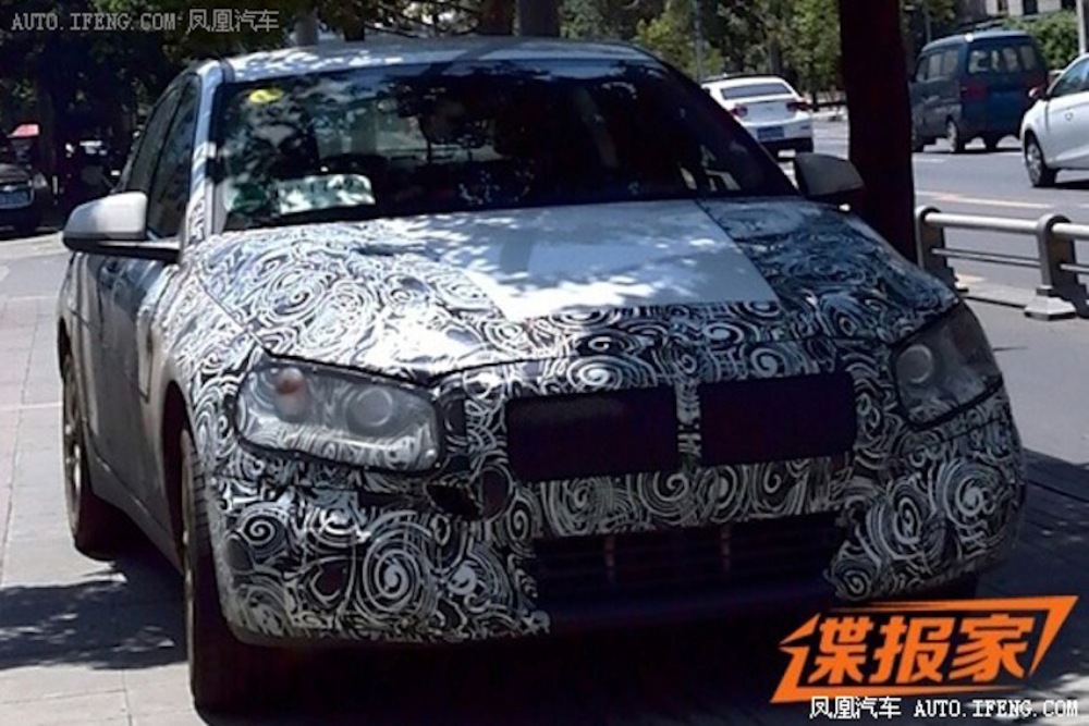 Berita, BMW-seri-1-sedan-tertangkap-di-china-depan: BMW Seri 1 Sedan Tertangkap Basah Sedang Tes Jalan Di China