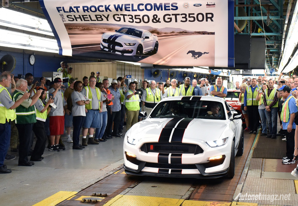 Ford, FLAT ROCK, MI., August 20, 2015–Bill Ford, executive chairman (: Ford Amerika Akhirnya Memulai Produksi Shelby Mustang GT350R