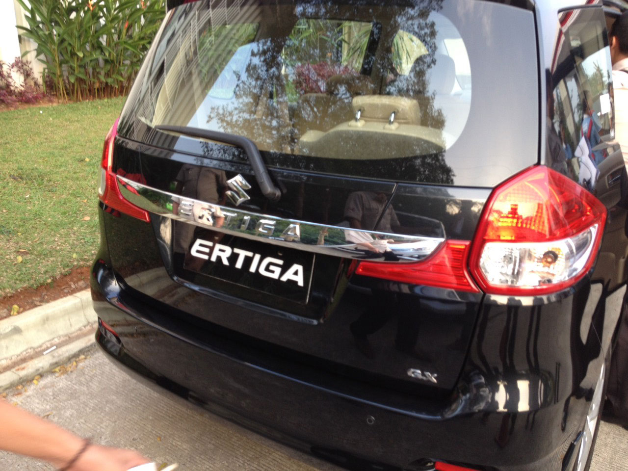 Berita, Rear-Garnish-New-Suzuki-Ertiga-Facelift-2015: First Impression Review Suzuki Ertiga Facelift 2015