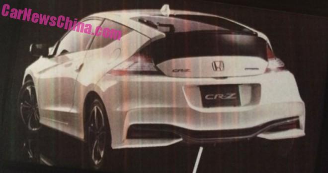 Berita, honda crz facelift brosur belakang: Sosok Honda CR-Z Facelift Bocor, Facelift Terakhir Sebelum Ganti Model?
