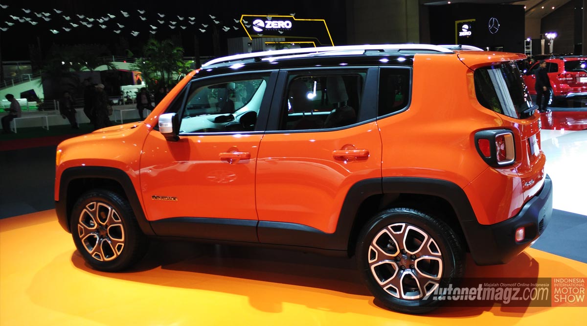 Berita, jeep-renegade-orange: Jeep Renegade, Small SUV Jeep Kini Resmi Dijual Garansindo di IIMS 2015