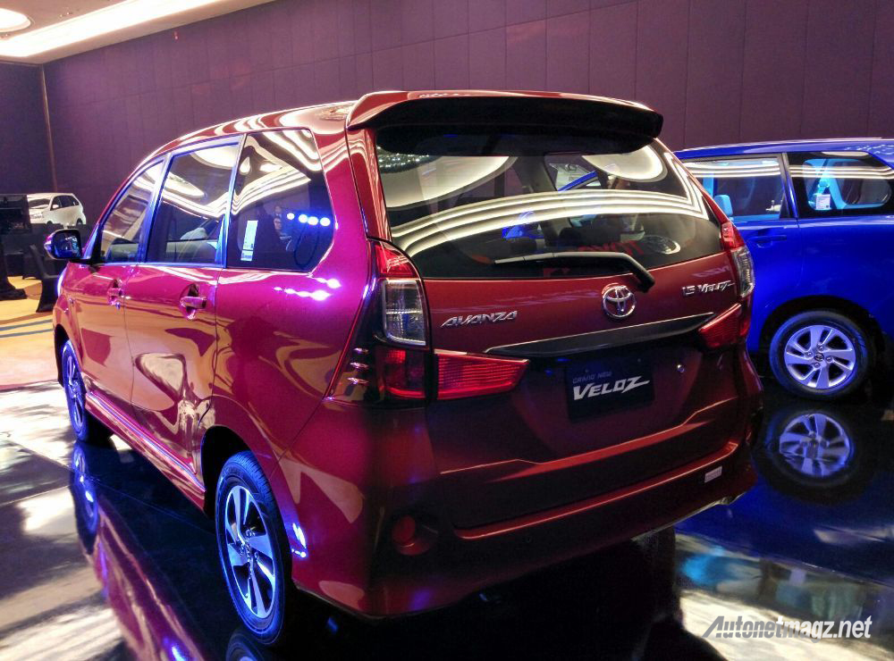 Berita, toyota-grand-new-veloz-belakang: Toyota Grand New Veloz 2015 Juga Ikut Dirilis Hari Ini, Desain Lebih Segar!