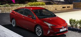all-new-toyota-prius-rear