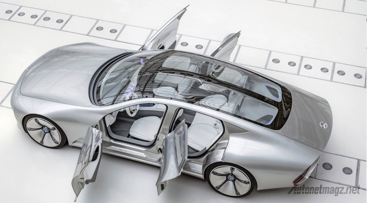 Berita, mercedes-benz-iaa-concept-4-door-coupe: Mercedes Benz IAA Concept Tunjukkan Mobil Pintar yang Bisa Berubah Bentuk Tergantung Kecepatan