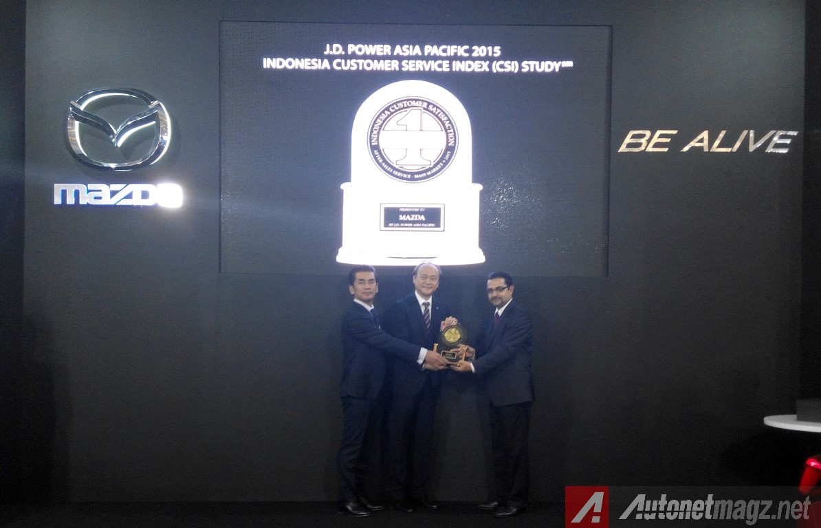 Berita, Mazda-Wins-JD-Ppower-Award-2015: Bintang Film Jurassic World Kini Mengaspal di Indonesia, Sambutlah Mercedes Benz GLE Coupe!
