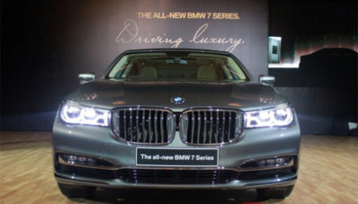 First Impression Review BMW 7 Series, Sedan Premium Tercanggih Saat Ini! First Impression Review BMW 7 Series, Sedan Premium Tercanggih Saat Ini!