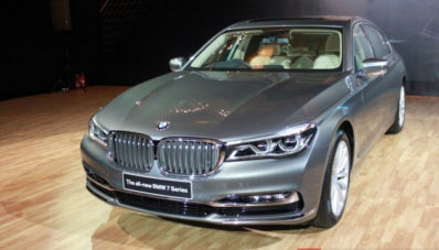 First Impression Review BMW 7 Series, Sedan Premium Tercanggih Saat Ini! First Impression Review BMW 7 Series, Sedan Premium Tercanggih Saat Ini!