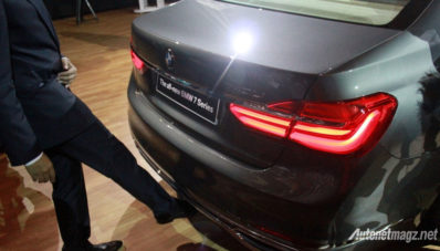 First Impression Review BMW 7 Series, Sedan Premium Tercanggih Saat Ini! First Impression Review BMW 7 Series, Sedan Premium Tercanggih Saat Ini!