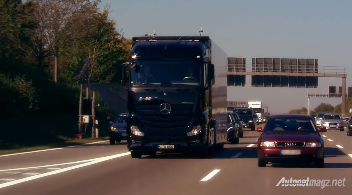 Berita, truk-mercedes-benz-actros: Uji Coba Truk Mercedes Benz Bersistem Auto Pilot Lancar, Bakal Disiapkan Untuk Tahun 2020
