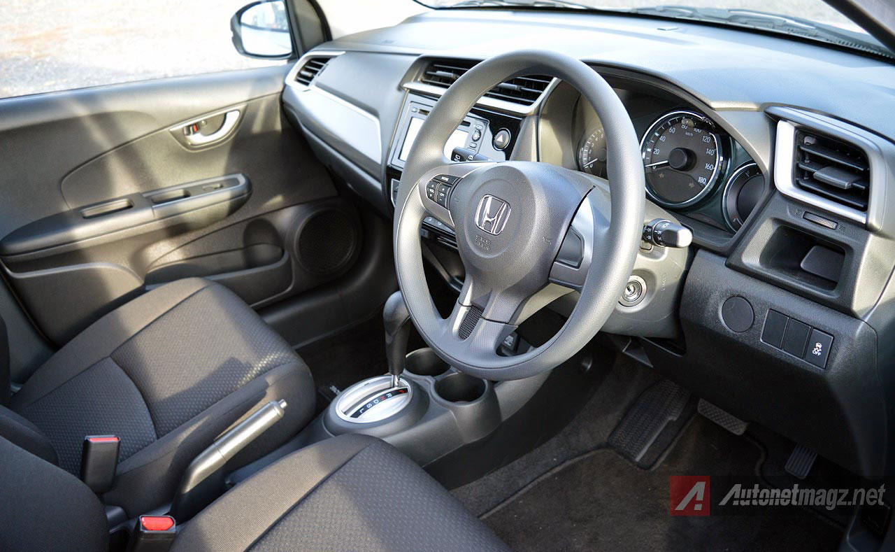   Interior-Honda-BRV
