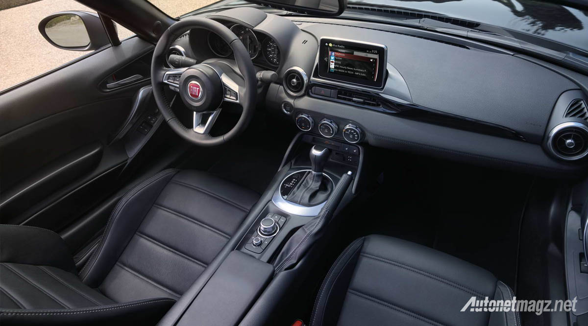 Berita, fiat 124 spider interior: Ini Dia Wujud Fiat 124 Spider, Saudara Sepupu Mazda MX-5 Dari Italia