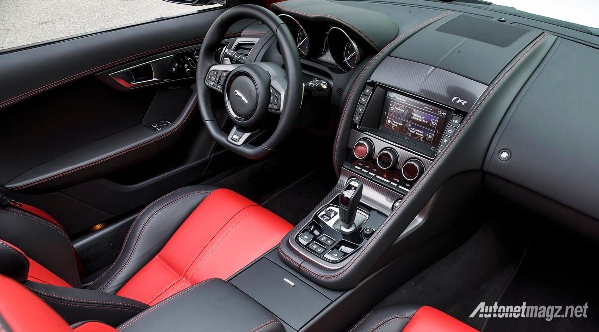 Berita, jaguar f type interior: Jaguar F-Type Bakal Turun Harga di Amerika Serikat Saat Model Year 2017 Resmi Dijual