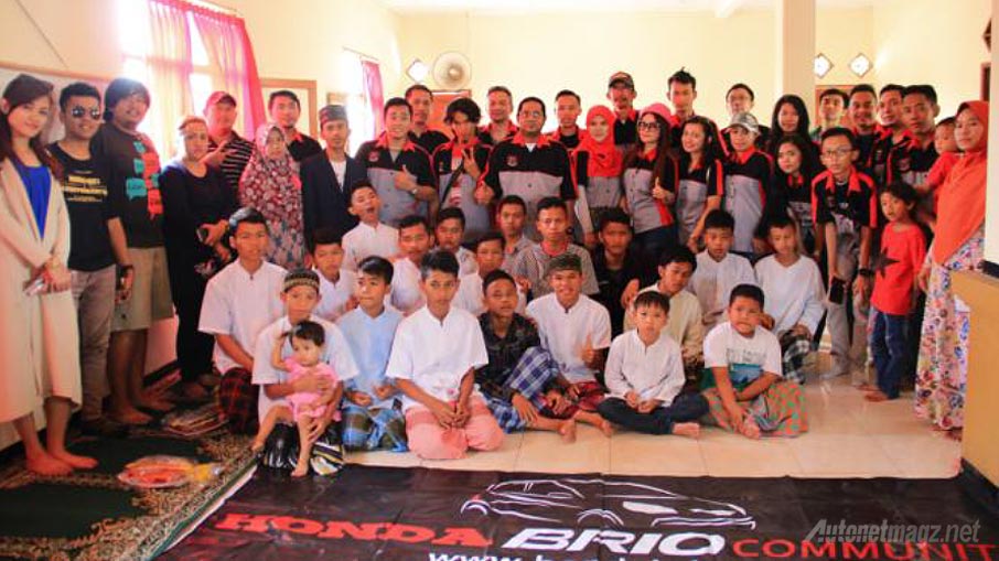 Honda, Honda Brio Community Bekasi berikan bantuan ke Yayasan Yatim Piatu Ar-Rasyid Subang: Honda Brio Community Bekasi Touring Charity ke Lembang