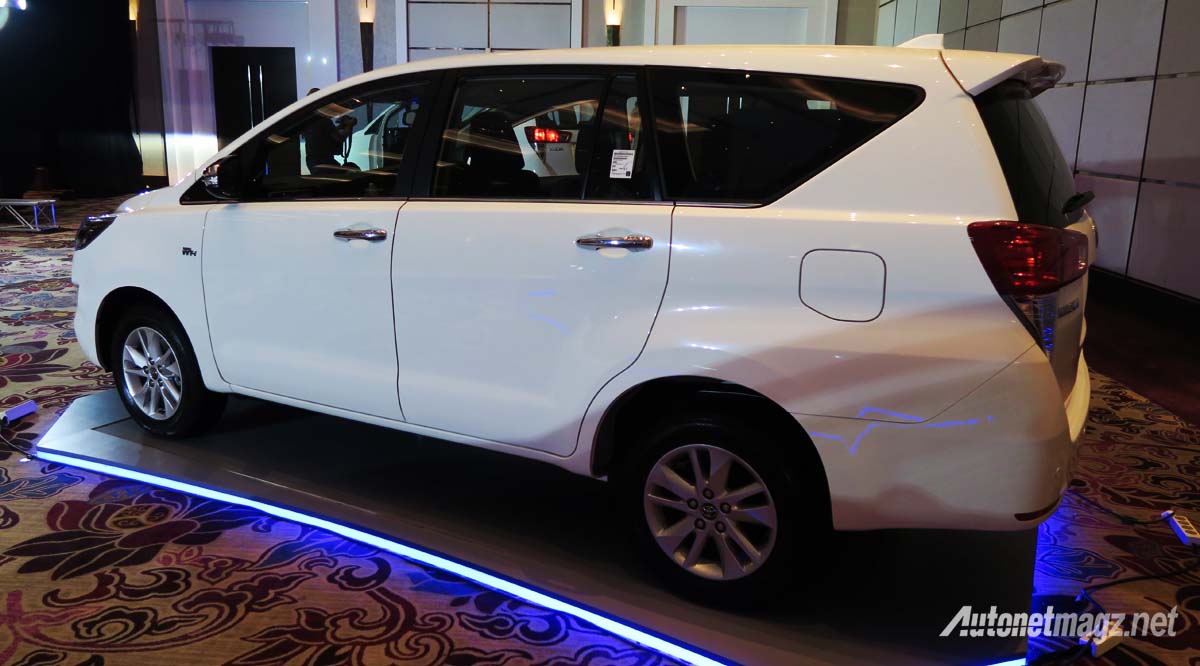 Berita, all new toyota kijang innova side: First Impression Review All New Toyota Kijang Innova 2016