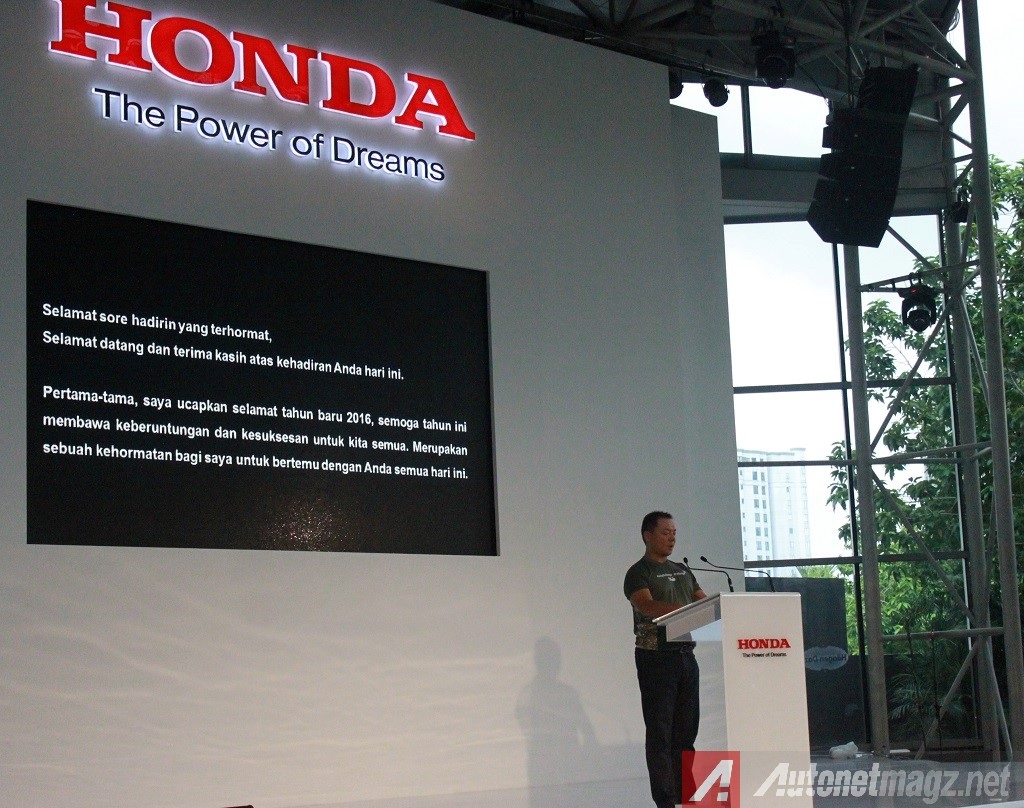 Berita, seremonial penyerahan Honda BR-V Indonesia: Sebanyak 200 Unit Honda BR-V Pertama Menemui Pemiliknya Dengan Perayaan Spesial