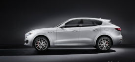 New-Maserati-Levante-2016-rear
