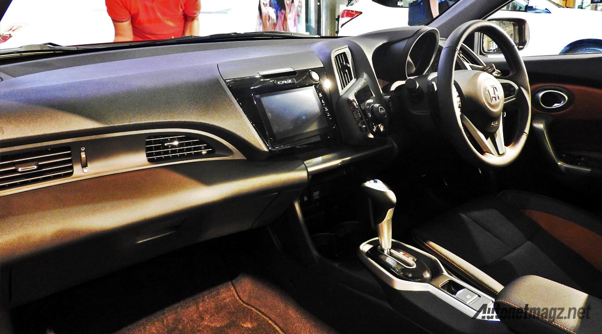 Berita, dashboard honda cr-z facelift: First Impression Review Honda CR-Z 2016 Indonesia