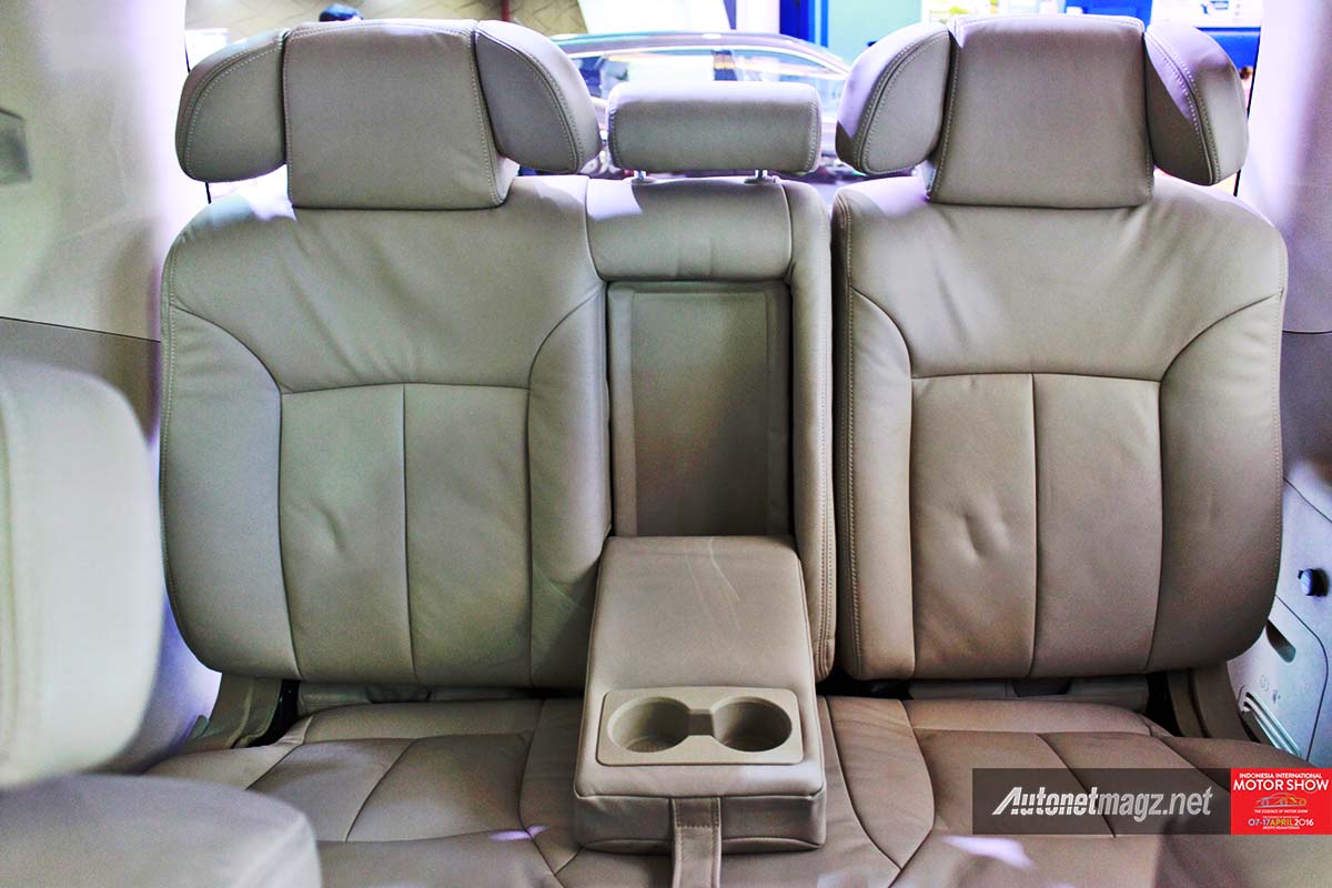 Berita, hyundai h1 facelift 2016 rear seat: First Impression Review Hyundai H-1 Facelift 2016 Indonesia