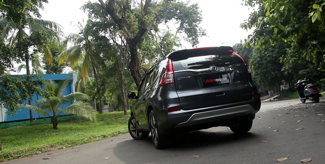Honda, Bentuk-Belakang-Honda-CRV-Facelift: Review Honda CR-V Facelift 2.4 Prestige : Huge Improvement, Tapi…