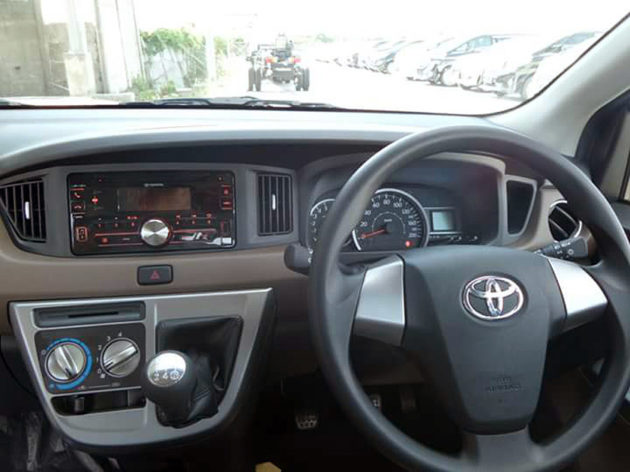 Interior dashboard Toyota Calya Daihatsu Sigra