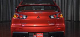Mitsubishi Lancer Evolution X Final Edition red interior
