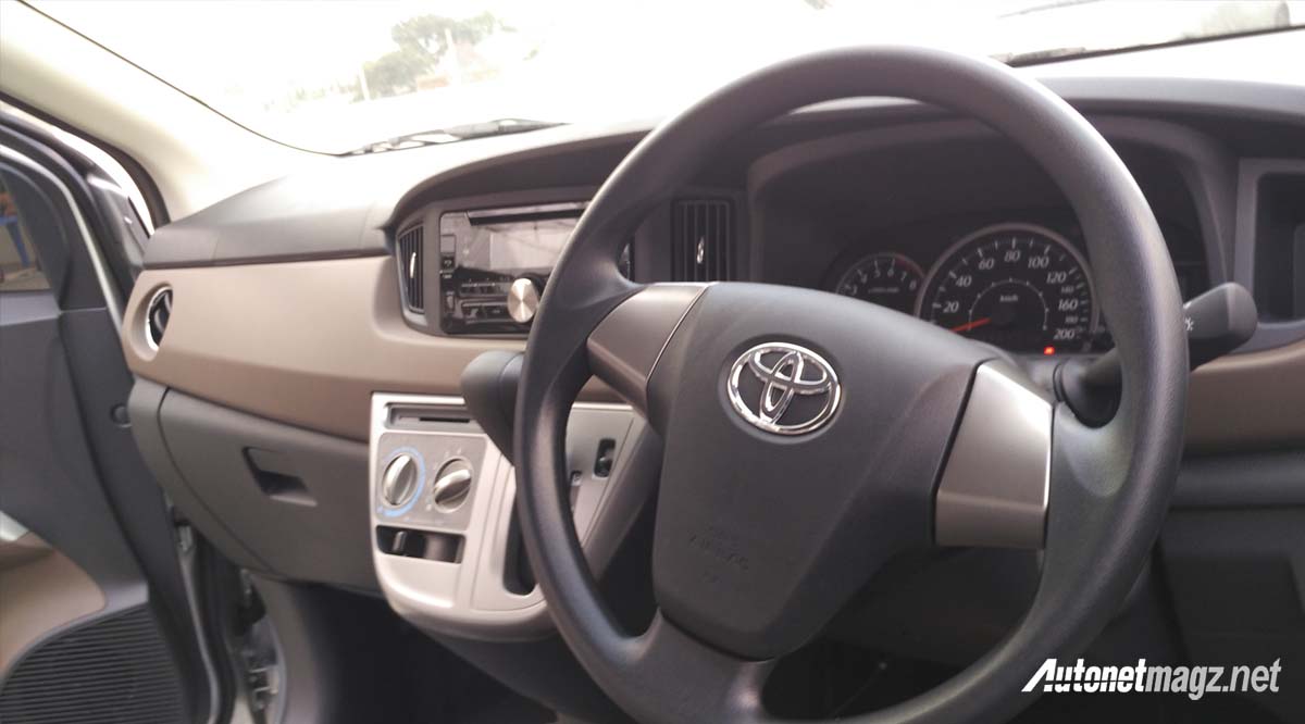 International, toyota calya indonesia dashboard: First Impression Review Toyota Calya Indonesia