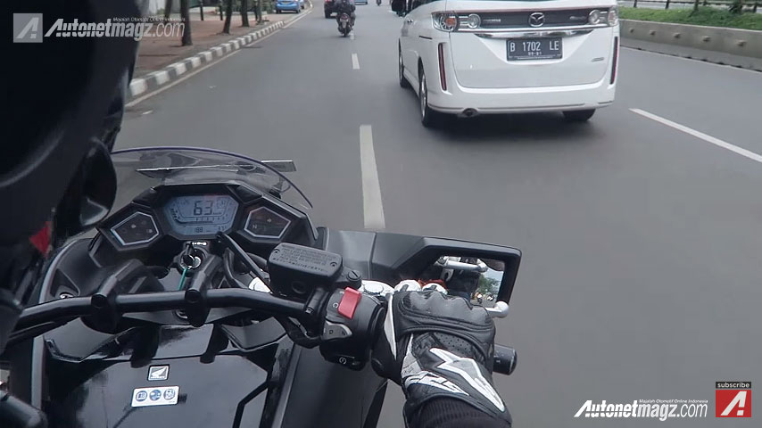 Berita, test-ride-honda-nm4-vultus-indonesia: Honda NM4 Vultus Review : Kamen Rider Bike !