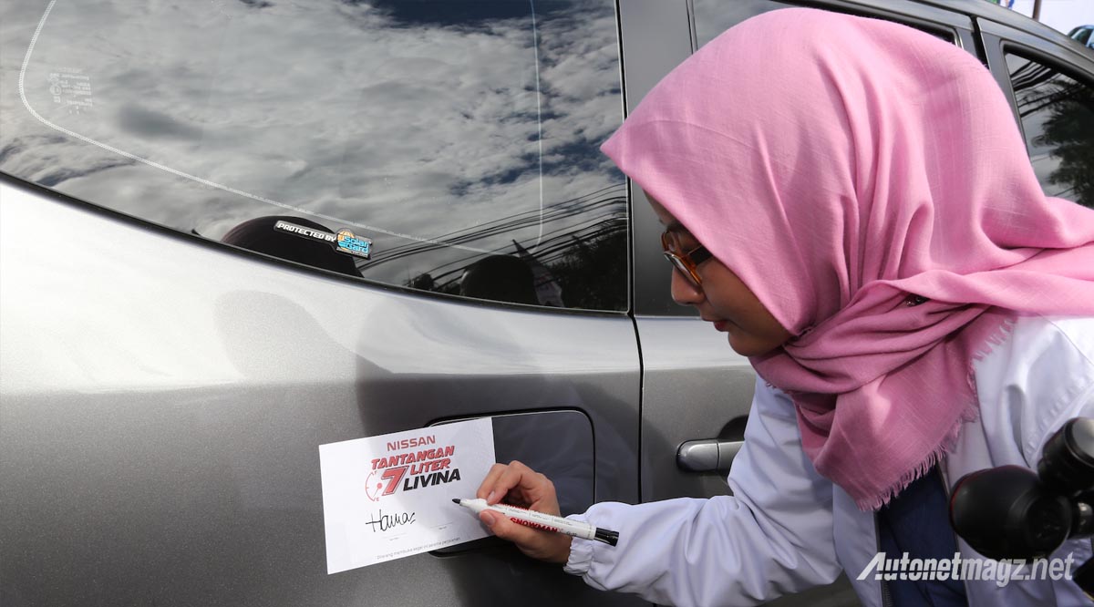 Event, penyegelan-tangki-bensin-nissan-grand-livina: Tempuh Bandung-Jakarta, Nissan Grand Livina Raih Angka 30 Km Per Liter!