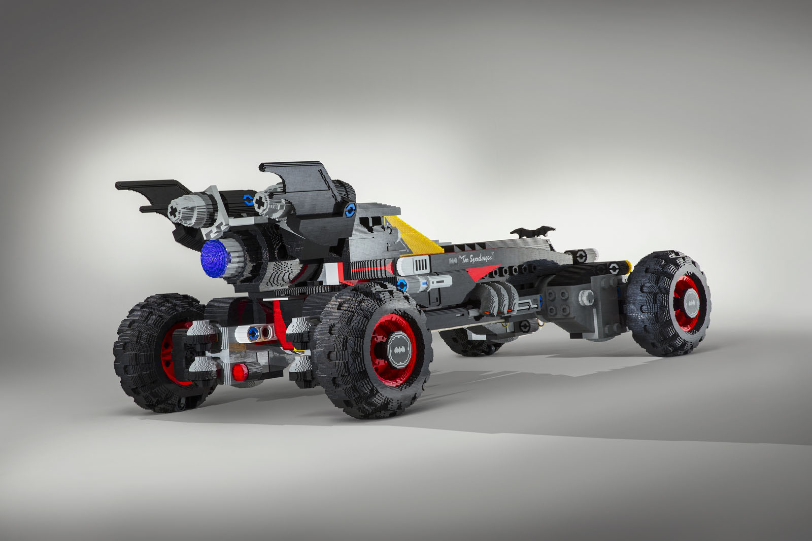 Chevrolet, LEGO-Batmobile-2017: Lego Batmobile Seukuran Chevrolet Tahoe?