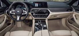 2017 BMW 5 Series touring autonetmagz 14